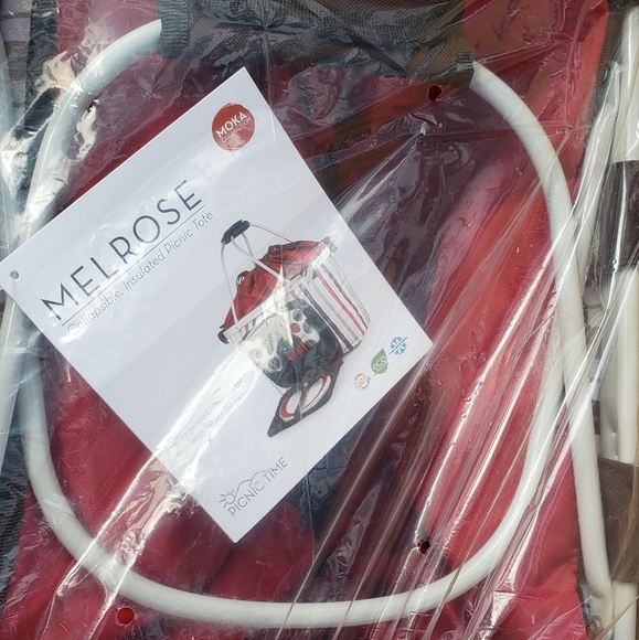 Moka Picnic Time 16 Pieces Cups, Utensils, Plates Settings Picnic Bundle NIB NWT - Picture 4 of 11